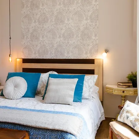 Couette-café The Railway 74 La Spezia