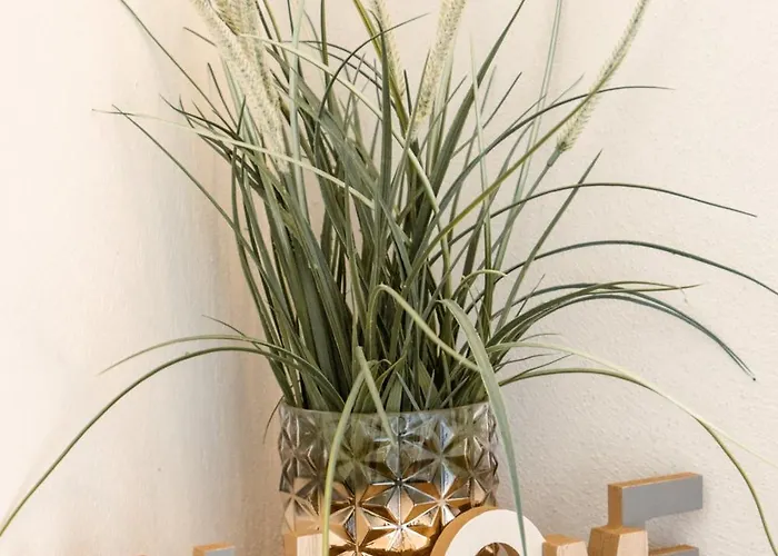 فندق مبيت وإفطار The Railway 74 لا سبيتسْيا