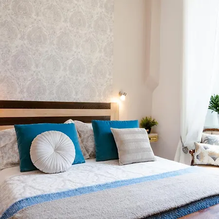The Railway 74 Bed & Breakfast La Spezia