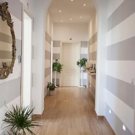 The Railway 74 4* La Spezia