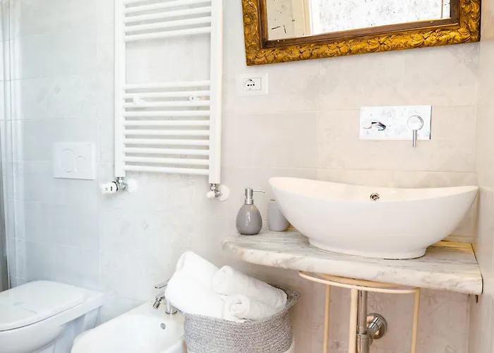 The Railway 74 Bed and Breakfast Λα Σπέτσια