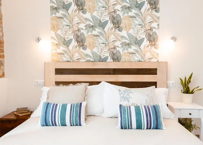The Railway 74 Bed and Breakfast 4*